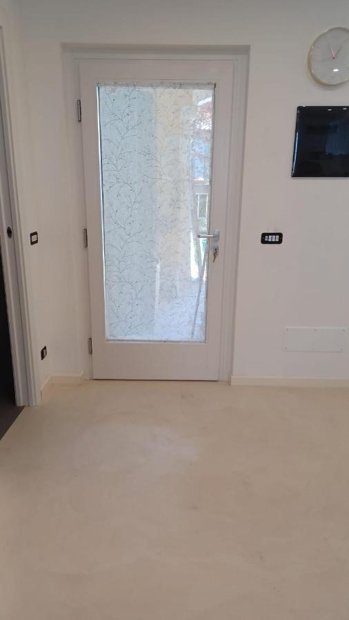 Residenza Il Gelsomino Apartment Cantello ภายนอก รูปภาพ