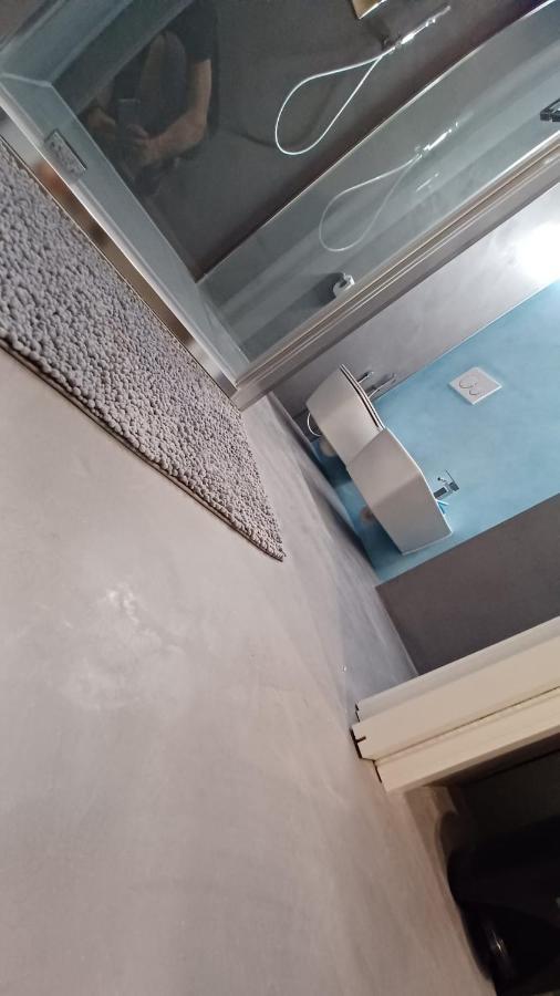 Residenza Il Gelsomino Apartment Cantello ภายนอก รูปภาพ