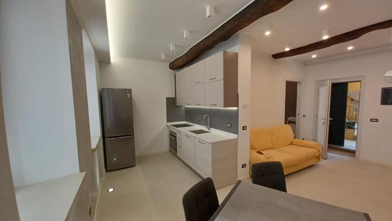 Residenza Il Gelsomino Apartment Cantello ภายนอก รูปภาพ